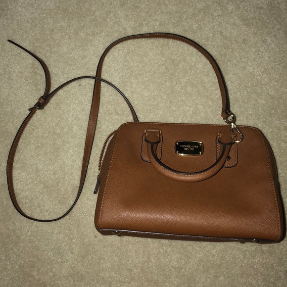 Michael Kors Handbags - Michael Kors purse